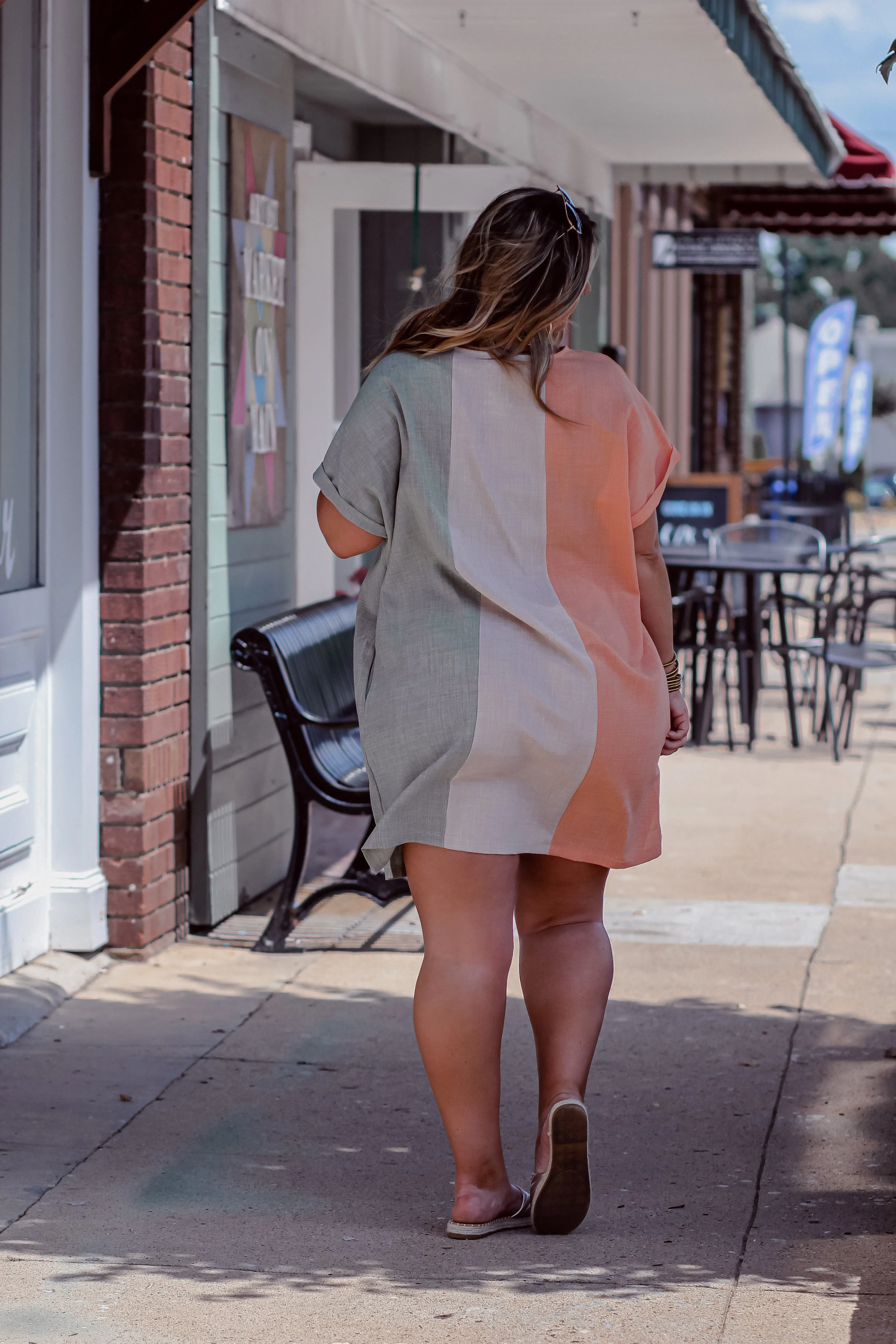 Coral & Sage Color Block V Neck Mini Dress In Regular & Curvy