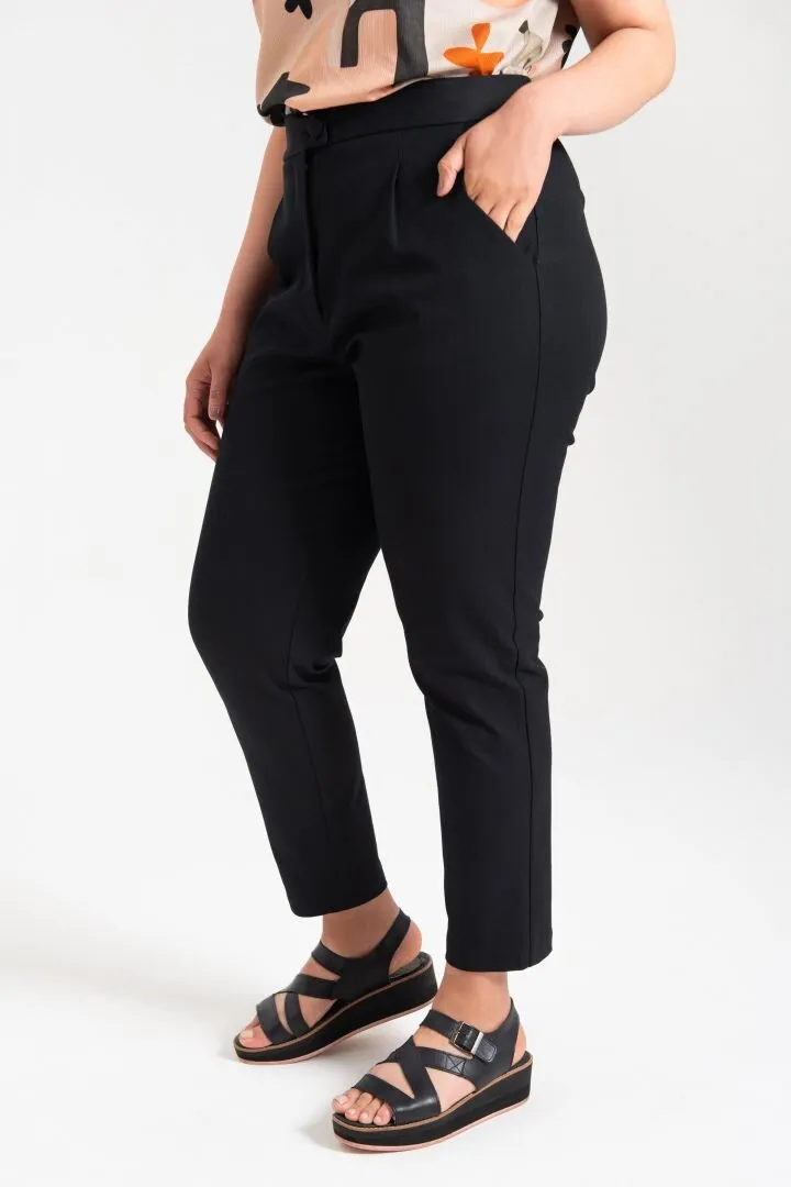 Kuwaii Classic Tailored Pants Black