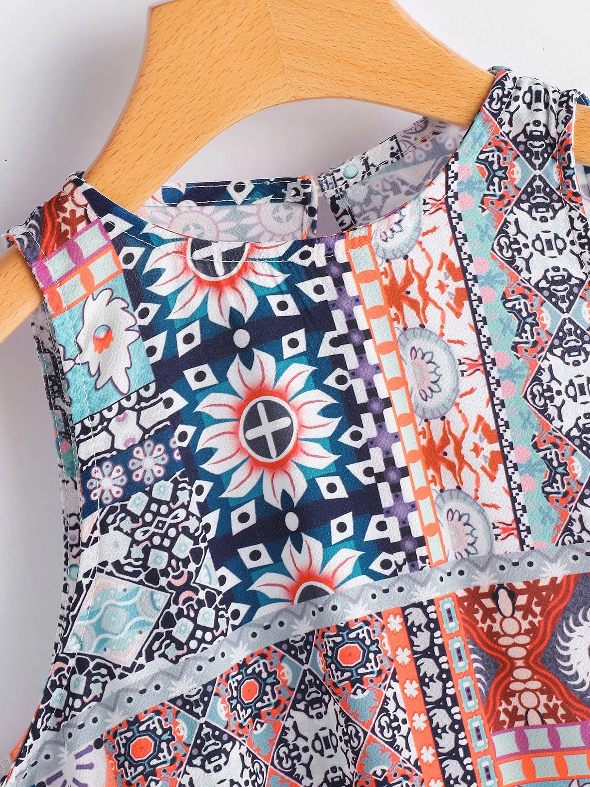 Wholesale Blue Round Neck Sleeveless Tribal Print Casual Dresses